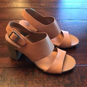 Clarks leather sandal
